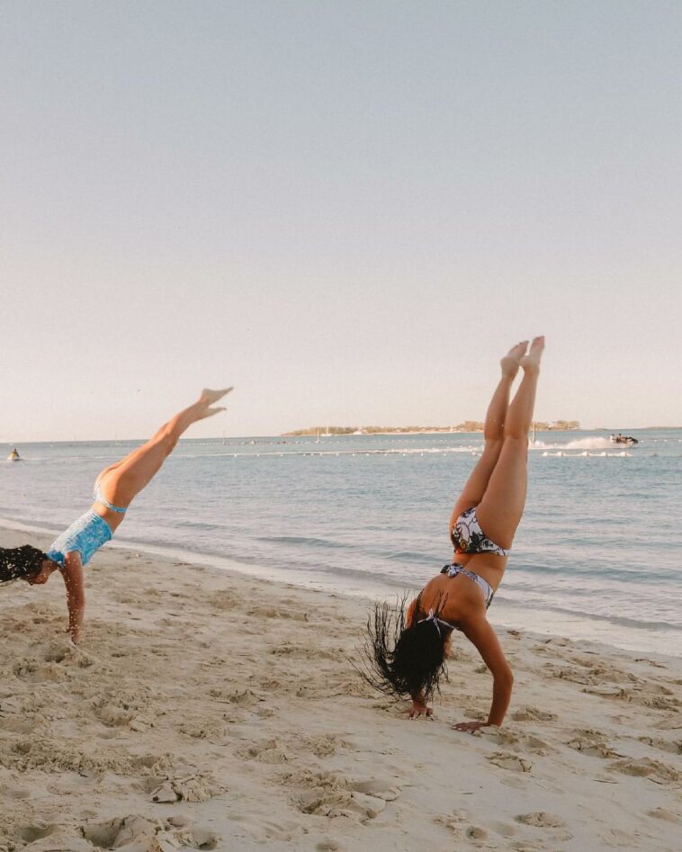 Charli D’Amelio Candid Bikini Beach Set Leaked