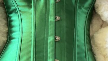 Christina Khalil Green Corset Strip Onlyfans Photos Premium