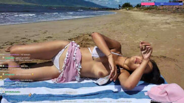 Katnparadise Nude Nipple Slip Beach Bikini Accidental Twitch Video